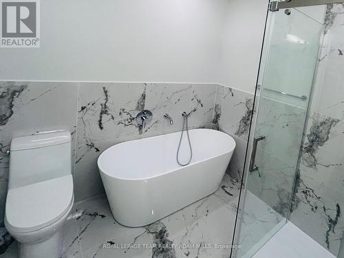 14 Cornerstone, Ottawa, ON - Indoor Photo Showing Bathroom