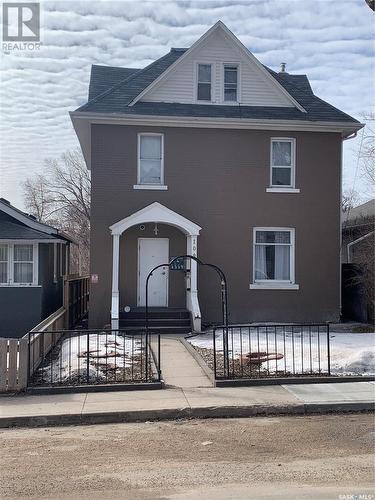 109 28Th Street W, Saskatoon, SK - Outdoor