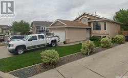 407 Guenter BAY  Saskatoon, SK S7N 4P7