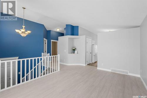 407 Guenter Bay, Saskatoon, SK - Indoor Photo Showing Other Room