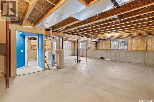 407 Guenter Bay, Saskatoon, SK - Indoor Photo Showing Basement