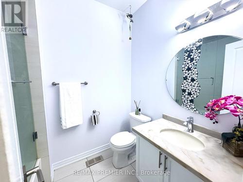 3900 Arvona Place, Mississauga, ON - Indoor Photo Showing Bathroom