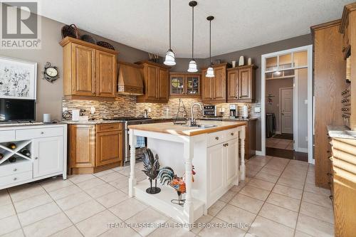 38 Butternut Grove, London, ON - Indoor Photo Showing Kitchen