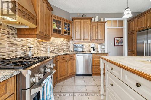 38 Butternut Grove, London, ON - Indoor Photo Showing Kitchen