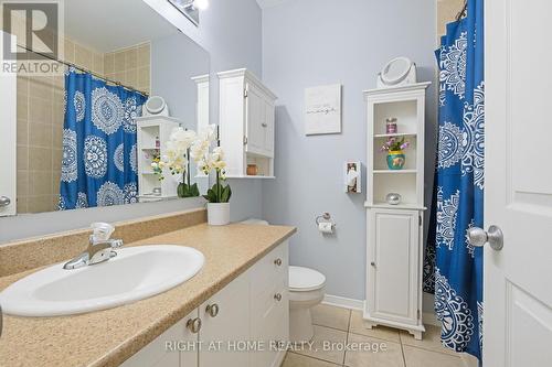 1048 Redtail, Ottawa, ON - Indoor Photo Showing Bathroom