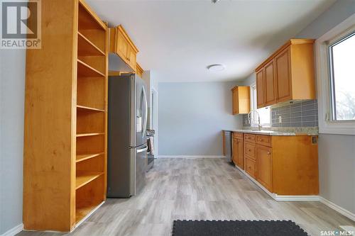 4529 England Road, Regina, SK - Indoor Photo Showing Kitchen