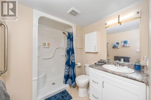 180 Bunker Avenue Unit# 2Br, St Clair, ON - Indoor Photo Showing Bathroom