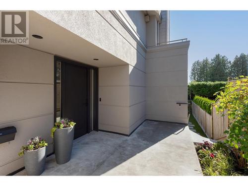 2526 Marine Drive, West Vancouver, BC - Outdoor With Exterior