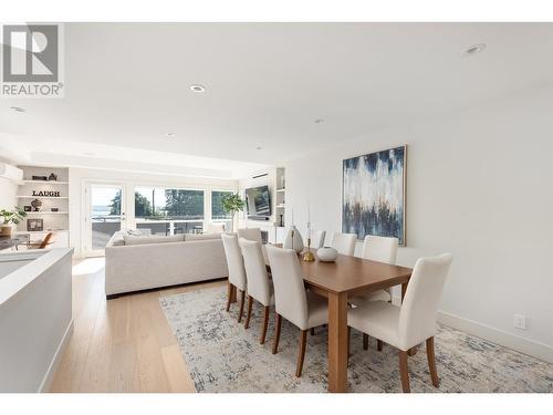 2526 Marine Drive, West Vancouver, BC - Indoor Photo Showing Dining Room