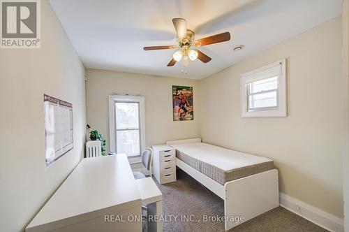 1212 King Street W, Hamilton, ON - Indoor Photo Showing Bedroom