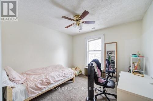 1212 King Street W, Hamilton, ON - Indoor Photo Showing Bedroom