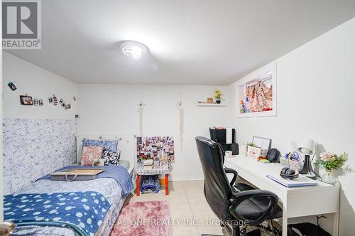 1212 King Street W, Hamilton, ON - Indoor Photo Showing Bedroom