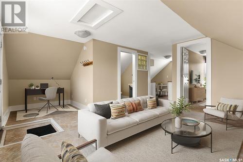 2067 Reynolds Street, Regina, SK - Indoor Photo Showing Living Room