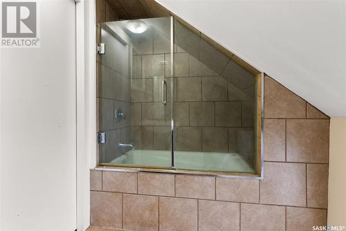 2067 Reynolds Street, Regina, SK - Indoor Photo Showing Bathroom