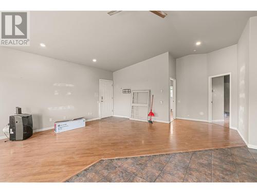 3830 Casorso Road, Kelowna, BC - Indoor Photo Showing Other Room