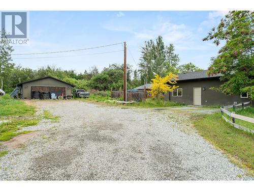3830 Casorso Road, Kelowna, BC - Outdoor