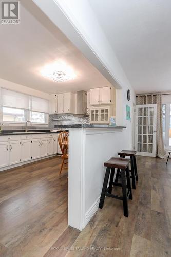 468 Salisbury Street, London, ON - Indoor Photo Showing Kitchen