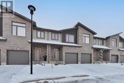 62 - 2070 MEADOWGATE BLVD  London, ON N6M 0H5