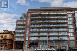 415 - 354 GLADSTONE AVENUE  Ottawa, ON K2P 0R4