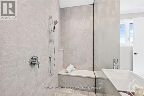 317 Westhill Avenue, Ottawa, ON - Indoor Photo Showing Bathroom