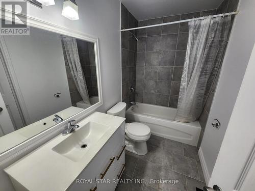 71 Brandy Lane, London, ON - Indoor Photo Showing Bathroom