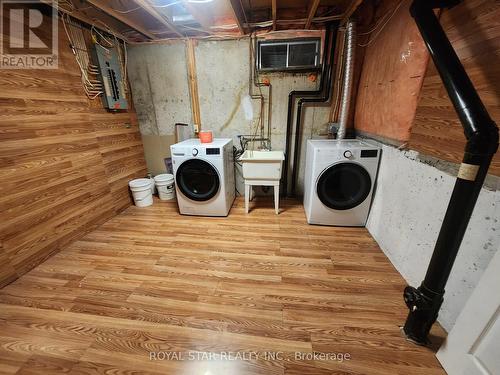 71 Brandy Lane, London, ON - Indoor Photo Showing Laundry Room