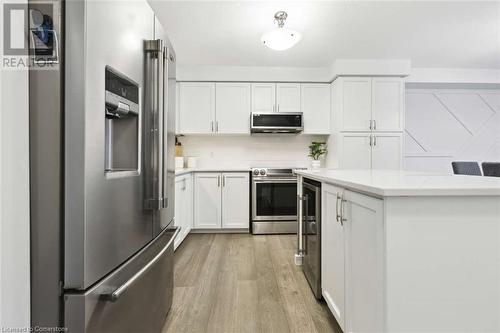 75 Meadowridge Street, Kitchener, ON - Indoor Photo Showing Kitchen With Stainless Steel Kitchen With Upgraded Kitchen