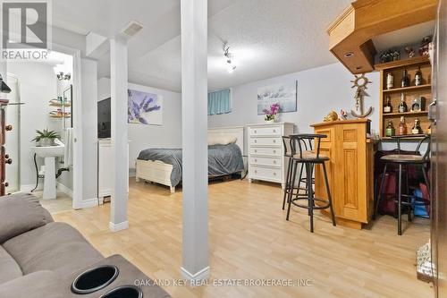 162 Chesley Avenue, London, ON - Indoor Photo Showing Bedroom