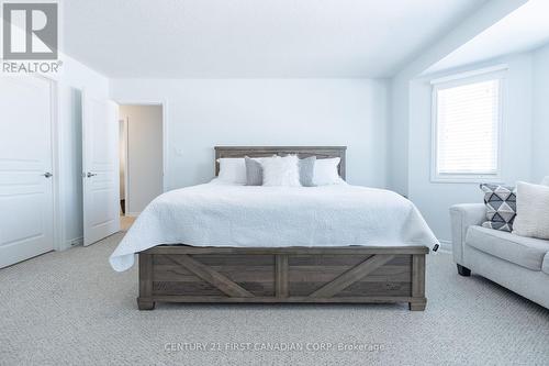 3235 Emilycarr Lane, London, ON - Indoor Photo Showing Bedroom