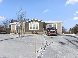 8 Longboat Drive  Charlottetown, PE C1C 0C3