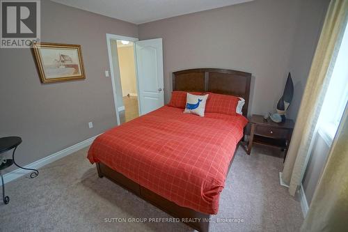 1792 Cedarpark Drive, London, ON - Indoor Photo Showing Bedroom