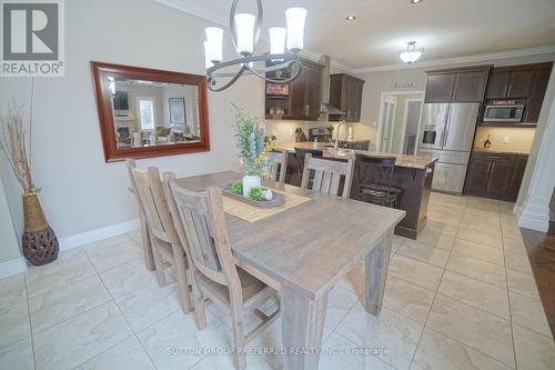 1792 Cedarpark Drive, London, ON - Indoor Photo Showing Dining Room