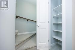 Linen closet - 