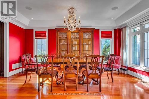 230 Winterborne Gate, Mississauga, ON - Indoor Photo Showing Dining Room