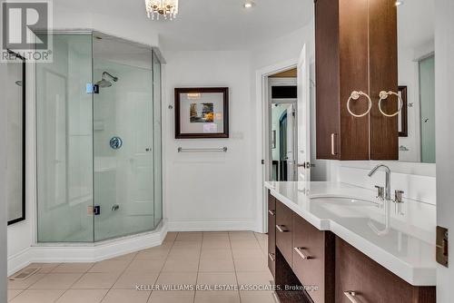 230 Winterborne Gate, Mississauga, ON - Indoor Photo Showing Bathroom