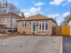 136 EAST 45TH STREET  Hamilton, ON L8T 3K1