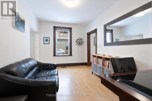 560 Grosvenor Street, London, ON - Indoor