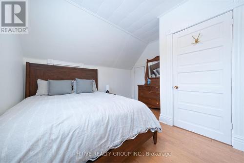 560 Grosvenor Street, London, ON - Indoor Photo Showing Bedroom