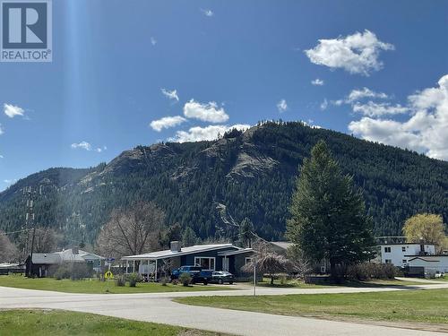 547 Eighth Avenue, Midway, BC - Outdoor With View