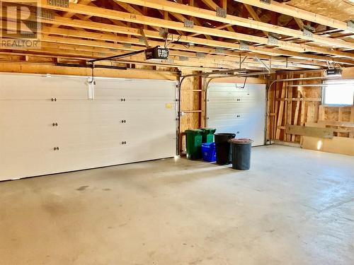 547 Eighth Avenue, Midway, BC - Indoor Photo Showing Garage