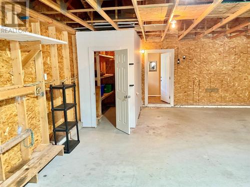 547 Eighth Avenue, Midway, BC - Indoor Photo Showing Basement