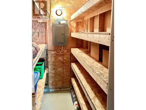 547 Eighth Avenue, Midway, BC - Indoor Photo Showing Other Room