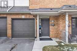 110 - 100 BEDDOE DRIVE  Hamilton, ON L8P 4Z2