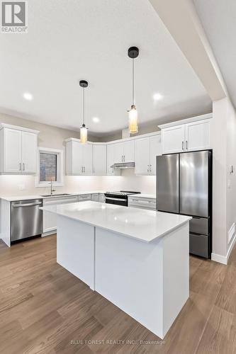 Lot 23 Ayrshire Avenue, London South (South V), ON - Indoor Photo Showing Kitchen With Upgraded Kitchen