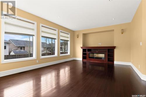 4622 Malcolm Drive, Regina, SK - Indoor With Fireplace