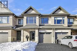 33 PORTER STREET  Ottawa, ON K2S 2L9