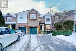 10 - 199 HILLCREST AVENUE  Mississauga, ON L5B 4L5