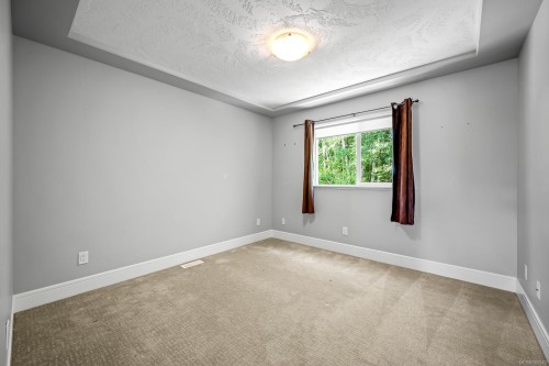 4738 Cruickshank Pl, Courtenay, BC 