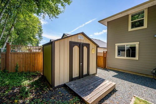 4738 Cruickshank Pl, Courtenay, BC 