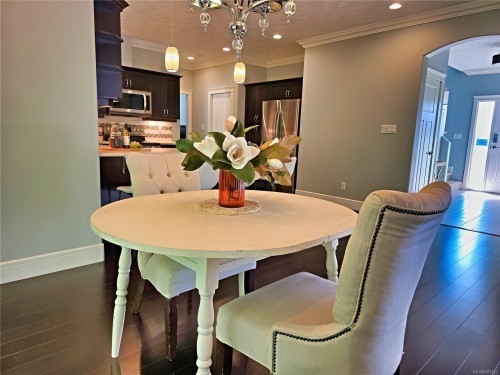 4738 Cruickshank Pl, Courtenay, BC 